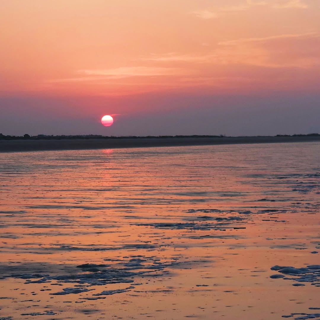 A sunset of the beach.